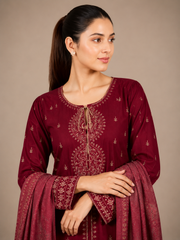 3 Piece full Emroidered Lawn Suit